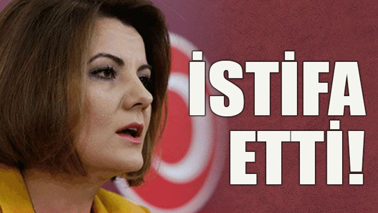 İstifa etti!