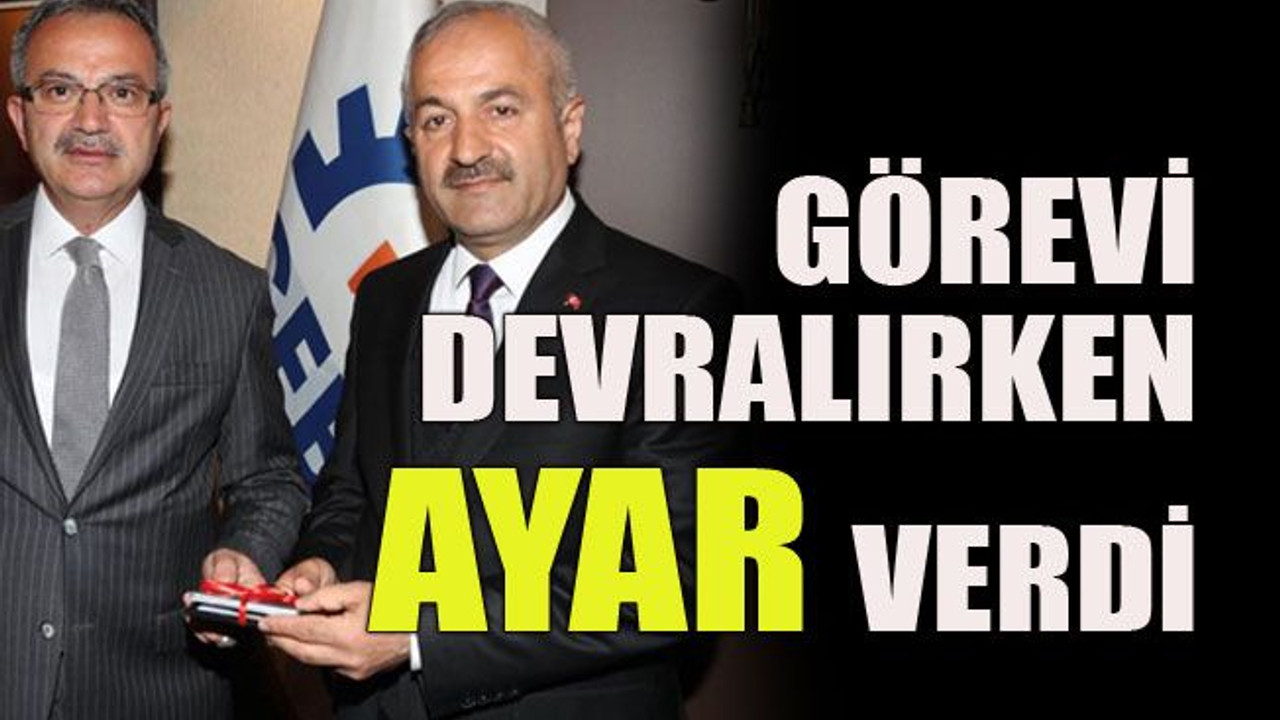 Görevi devralırken ayar verdi