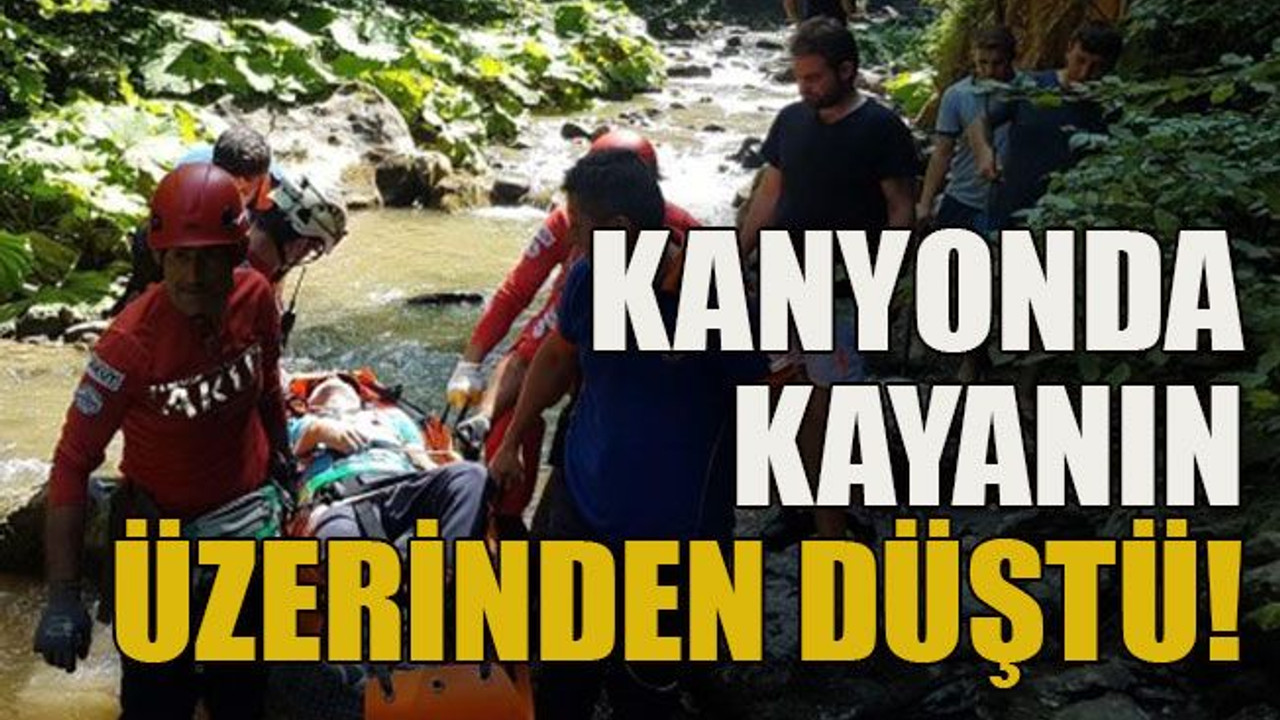 Kanyonda kayanın üzerinden düştü!