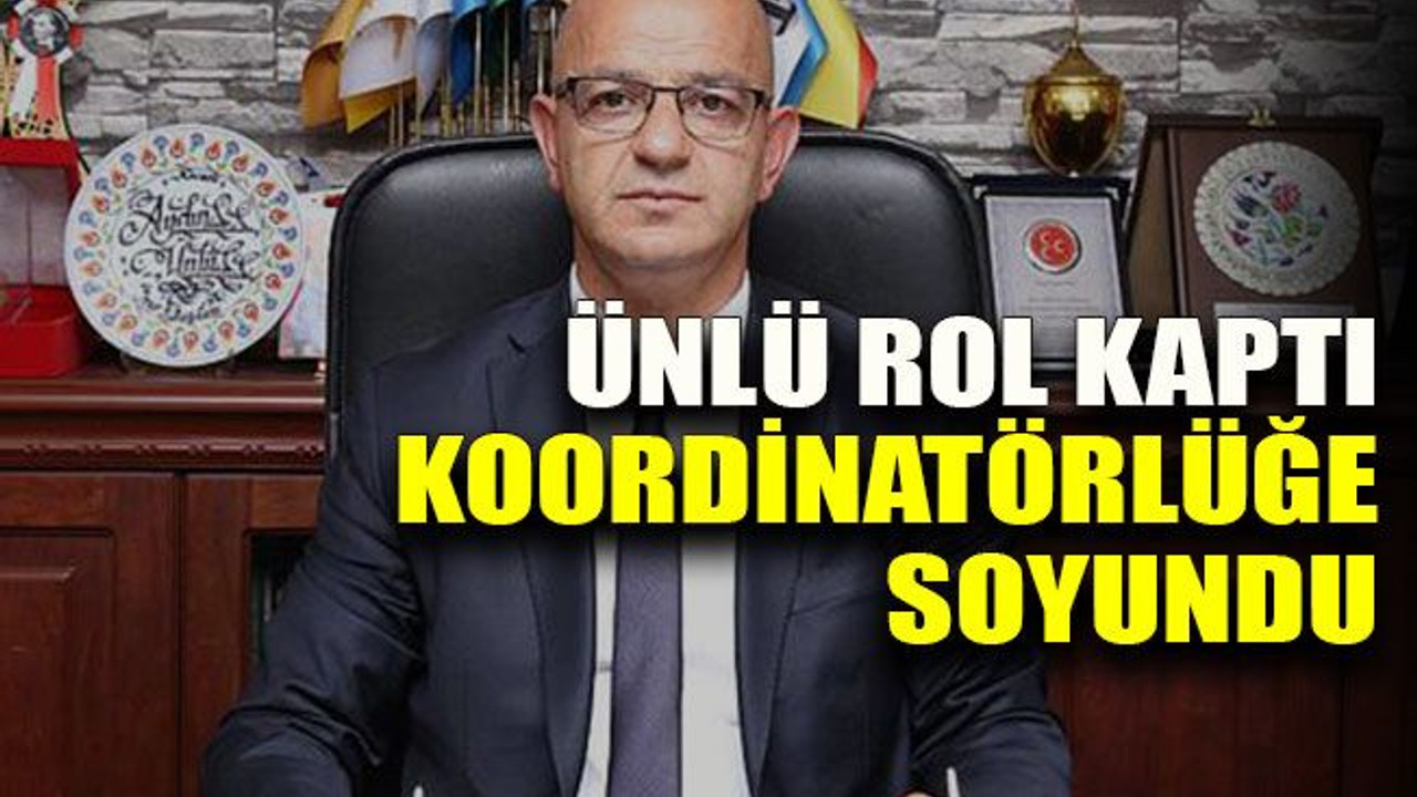Ünlü rol kaptı koordinatörlüğü soyundu