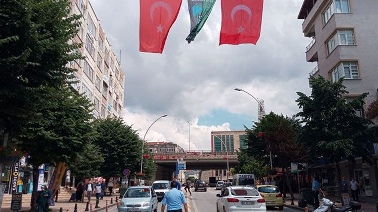 Körfez yeşil siyaha büründü