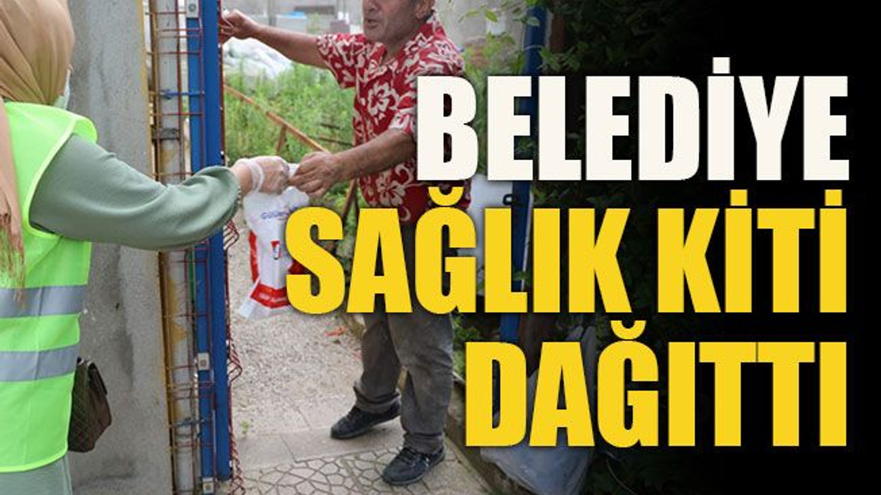 İzmit Belediyesi sağlık kiti dağıttı