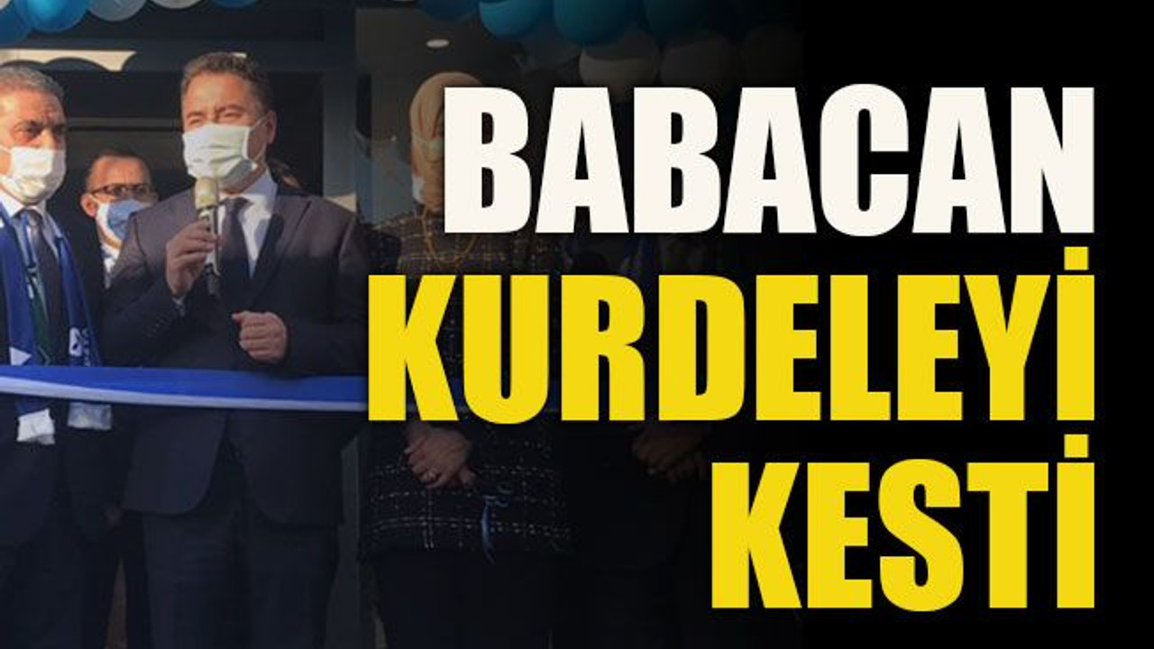 Babacan kurdeleyi kesti