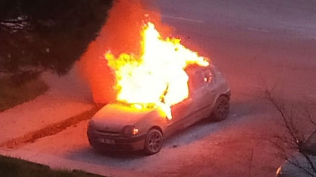 İşe gitmek için bindiği otomobili sonu oldu