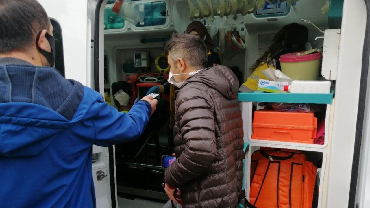 Tartıştığı arkadaşını kafasından bıçakladı