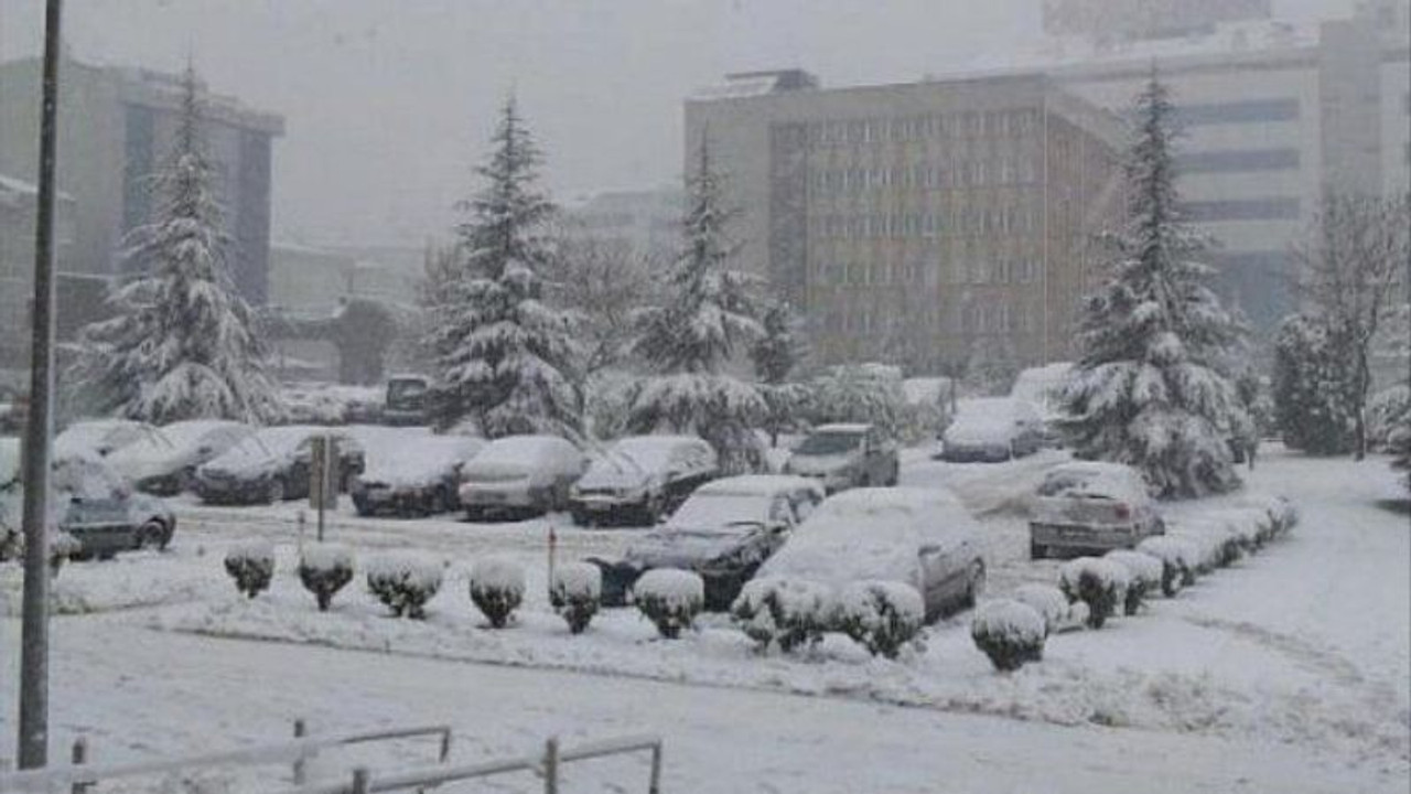 İzmit’te kar yağışı başladı