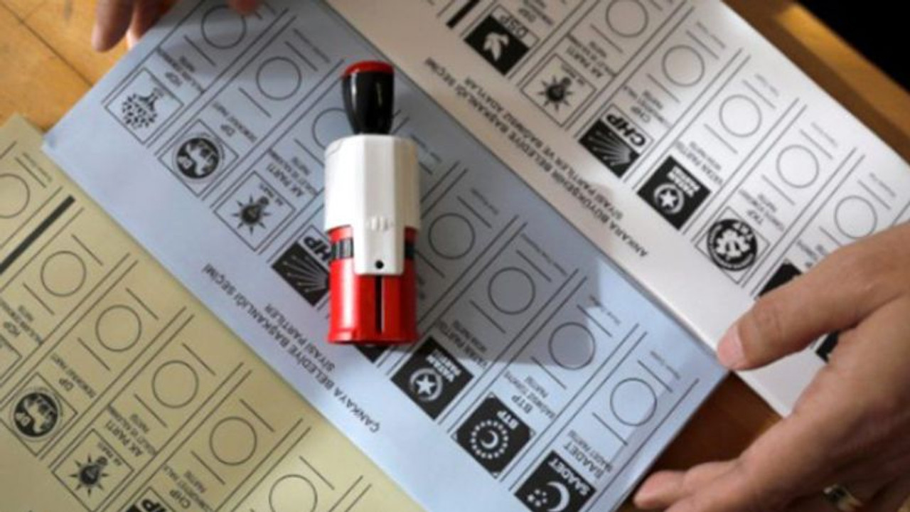Siyasi partilerin üye sayısında şaşırtan sonuçlar