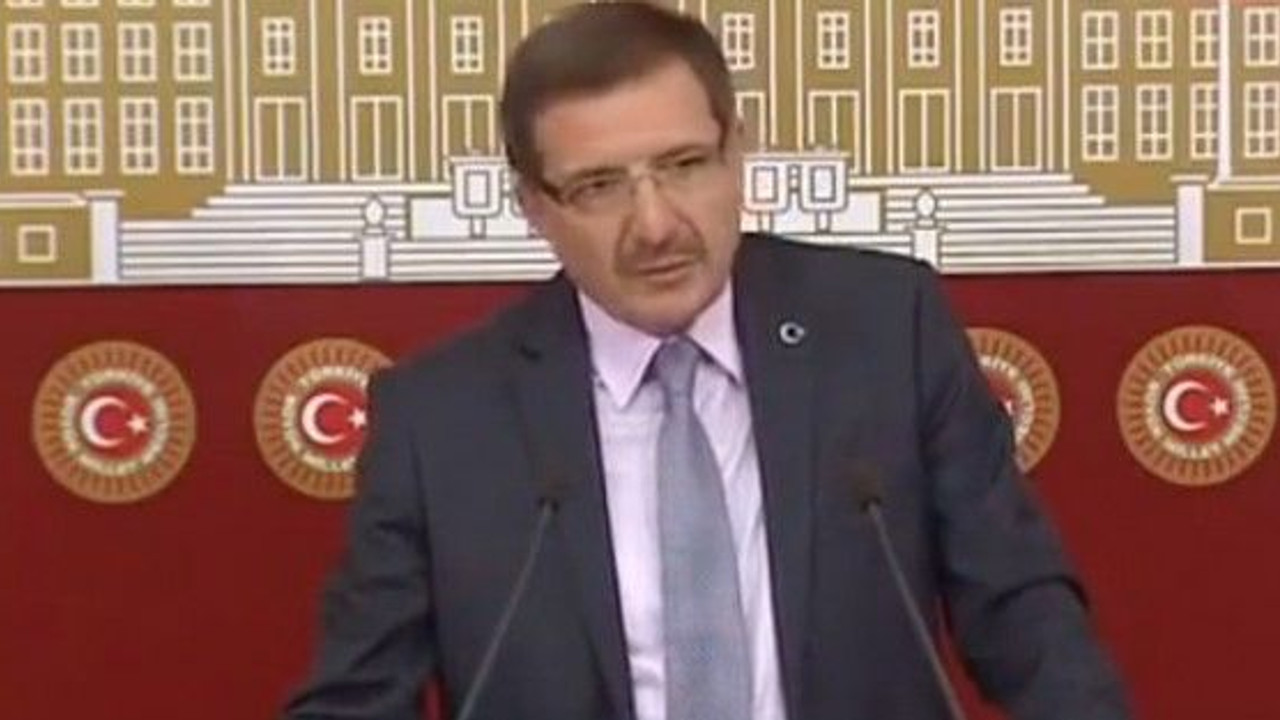 AKP’li vekil Hürriyet’e “beceriksiz” dedi