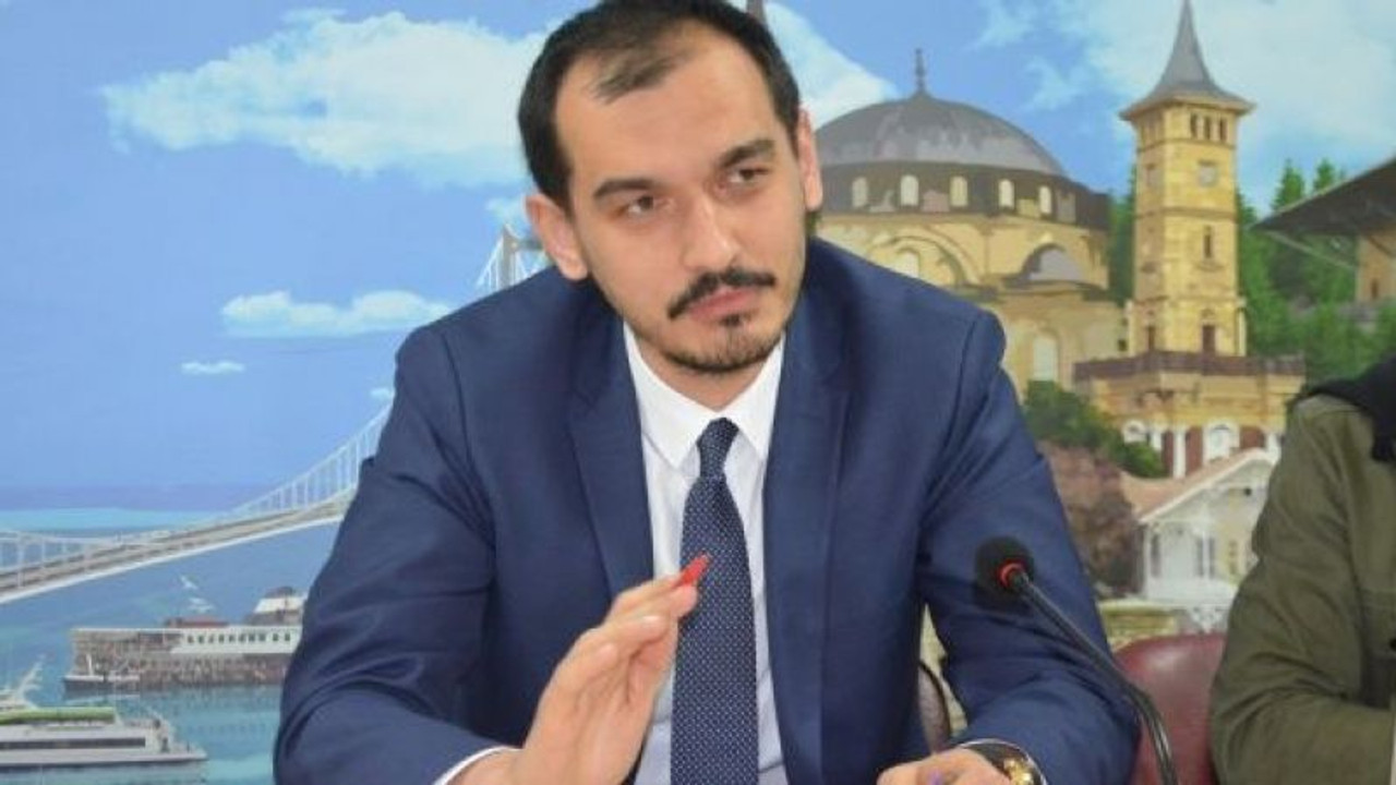 AKP İzmit: “Atatürk’ün yüzünü de mi unuttunuz?”