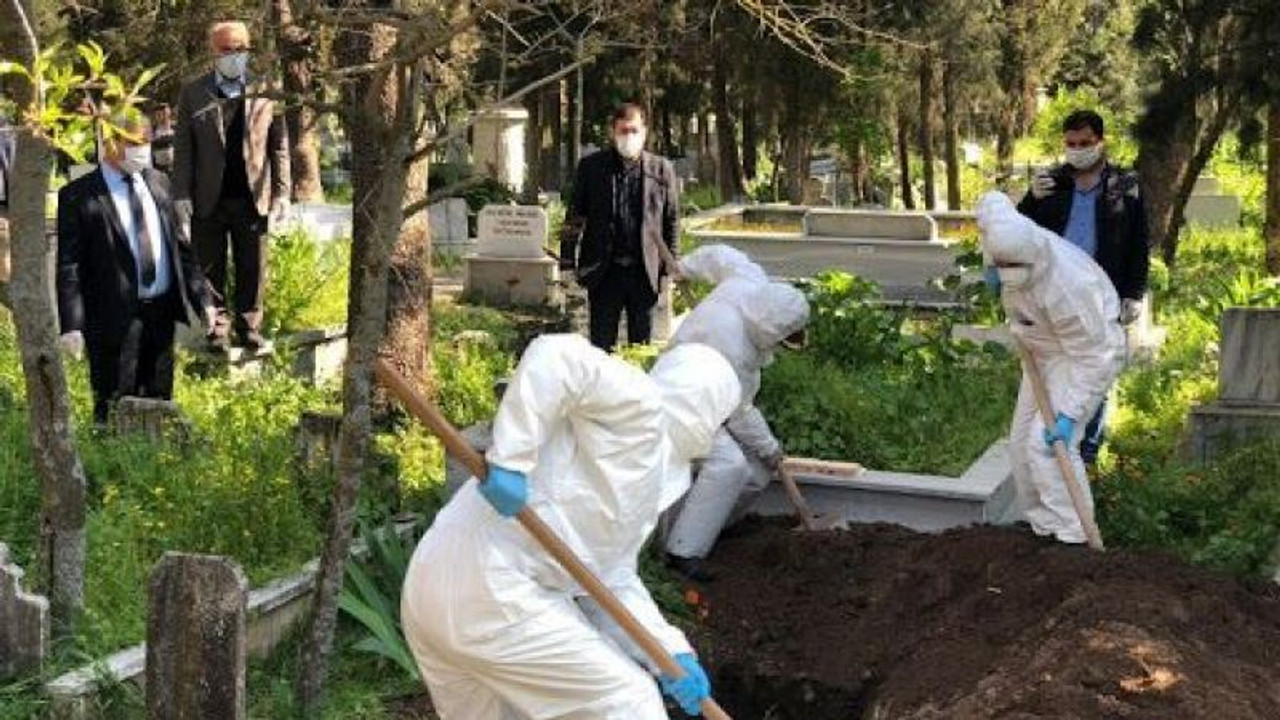 Dört çocuk annesi koronaya yenildi!