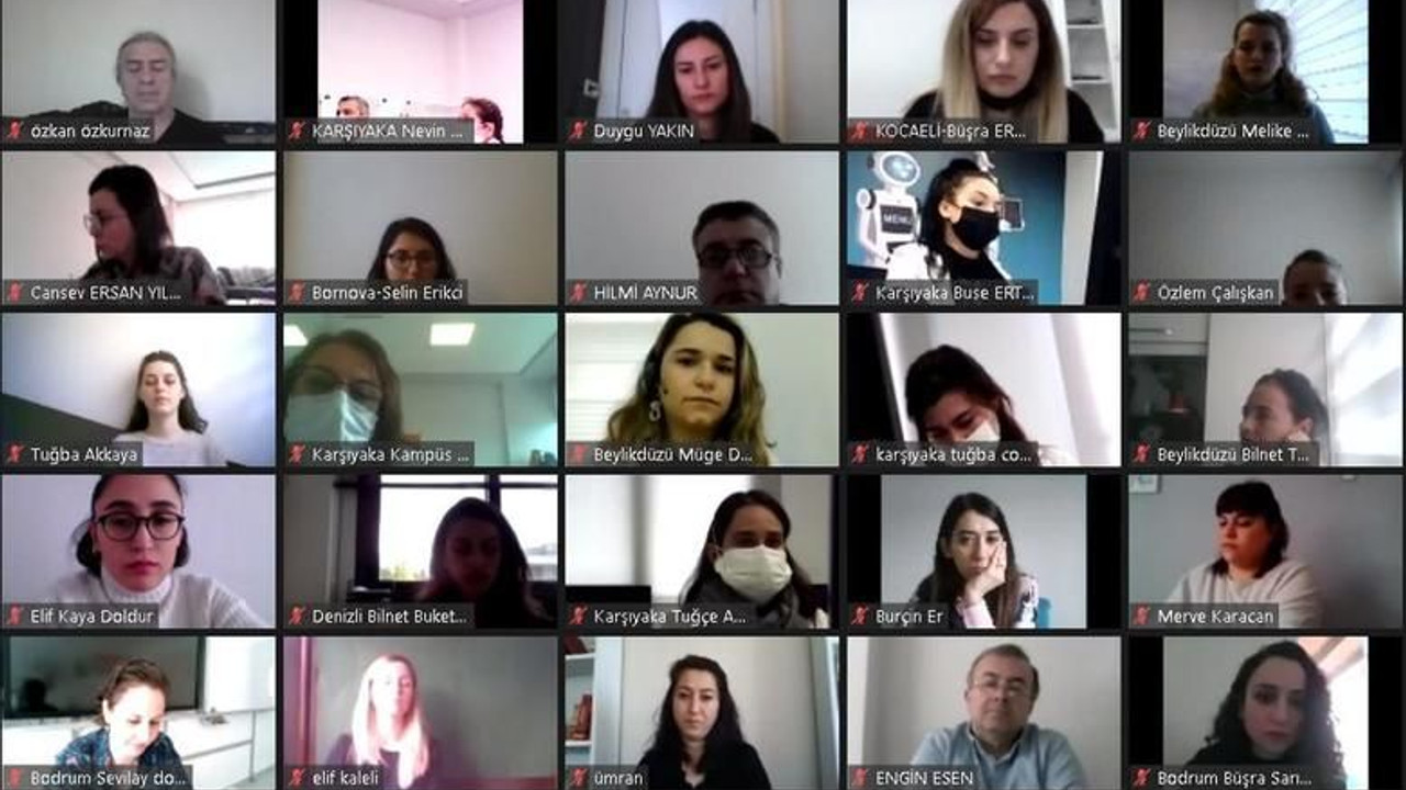 Teacher Zone ile öğretmenler de bilgilerini güncelliyor