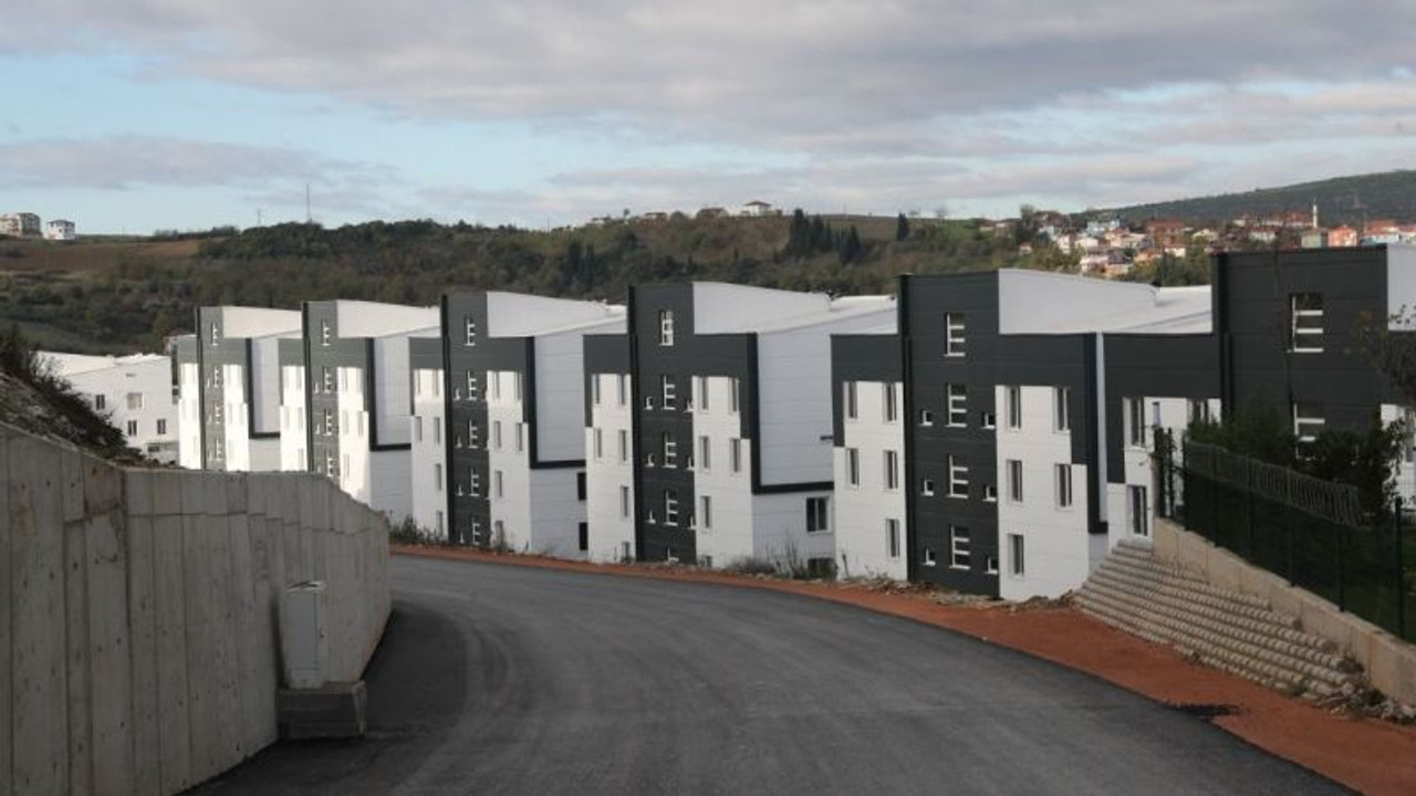 İzmit Belediyesi Vadi İzmit evlerini satışa çıkarıyor