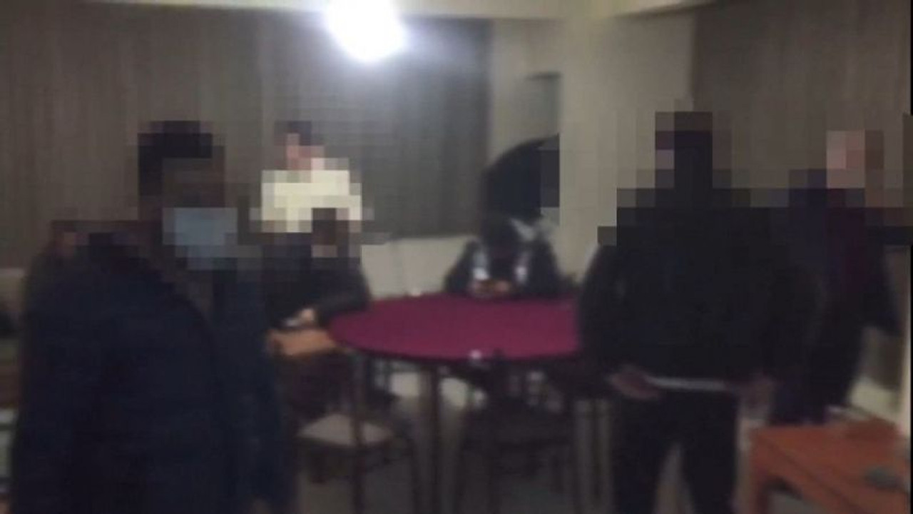 Kumar sevdası ne koronavirüs ne de mühür dinledi