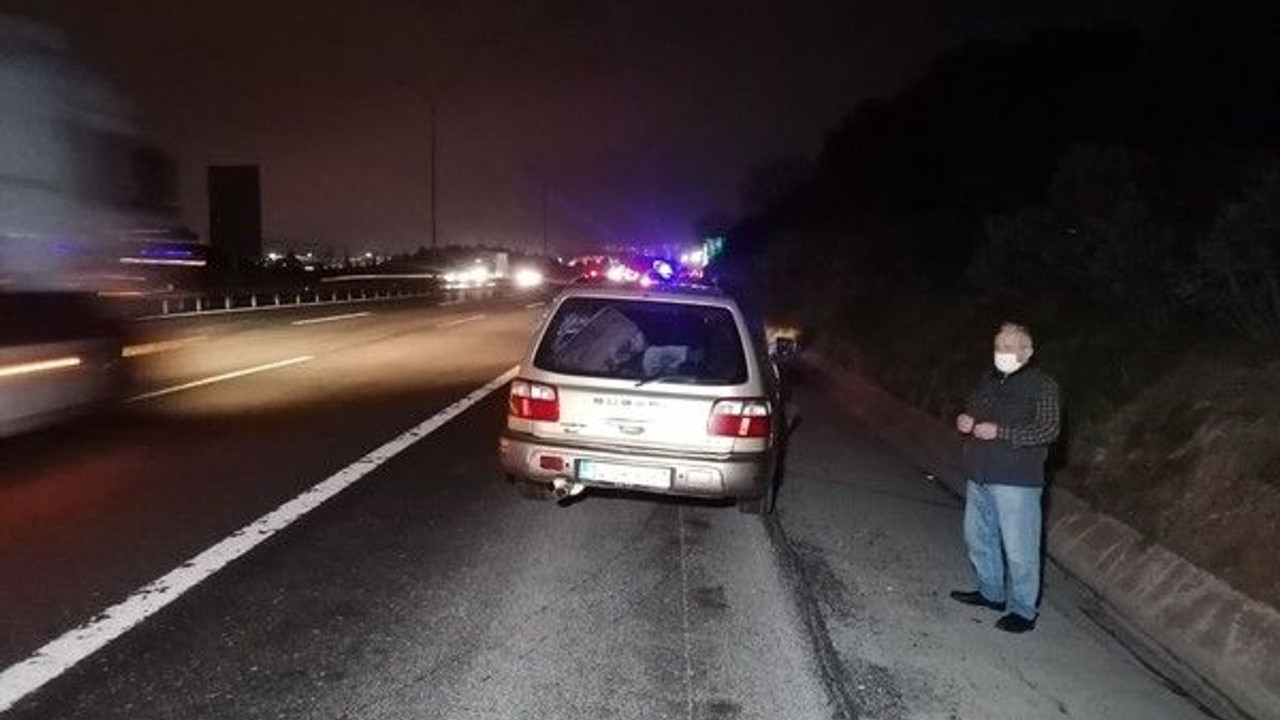 TEM'de 3 araç çarpıştı: Yaralılar var