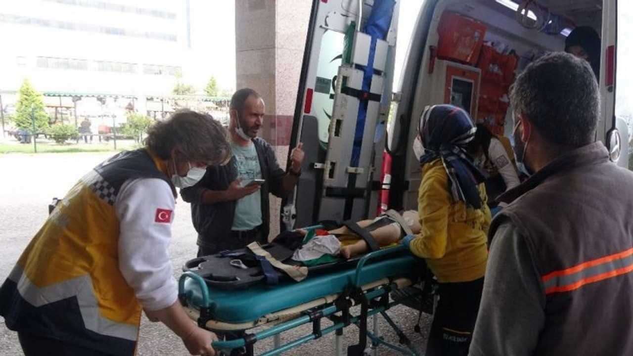Balkondan düşen 2 yaşındaki bebek yaralandı