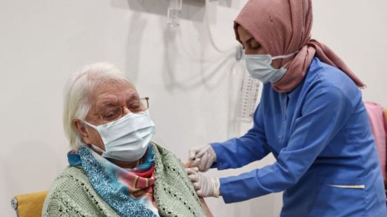 Covid-19 aşısının ikinci doz uygulaması bugün başlıyor