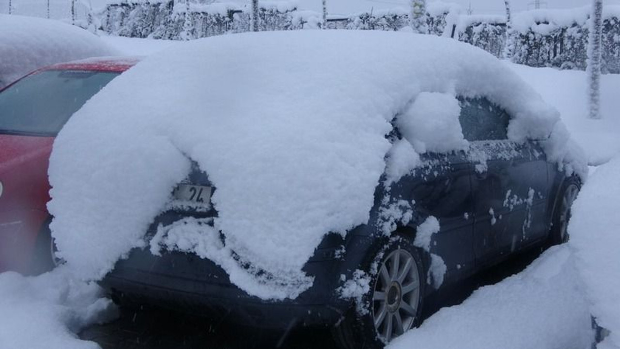 Kocaeli'de kar yağışı devam ediyor