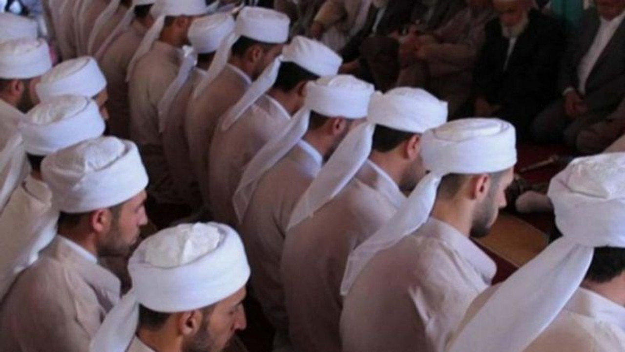 Yurttaş tarikatlar için ne diyor?