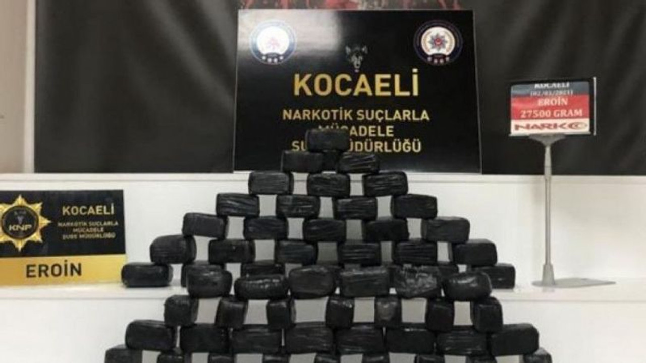 Aracın çamurluğundaki zuladan 27,5 kilogram eroin çıktı