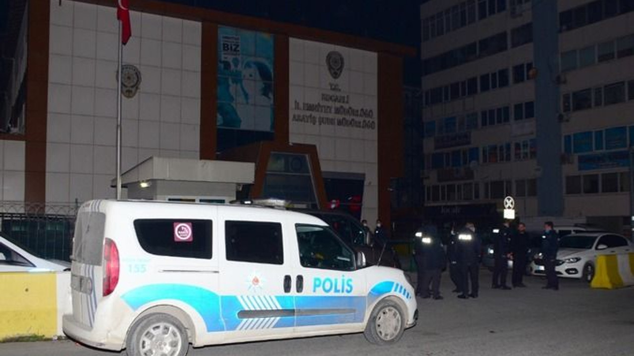Çeşitli suçlardan aranıyorlardı, yakalandılar