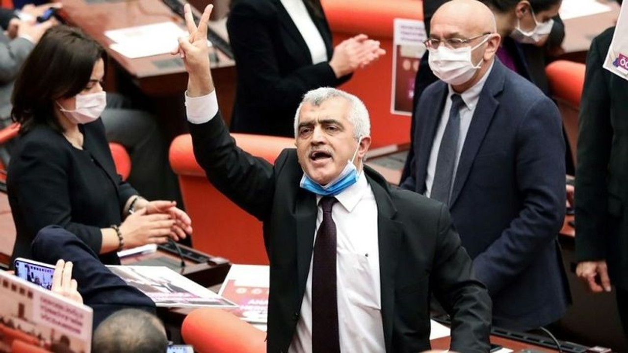 Bahçeli'ye: Tweet atacaksanız önce soyadımı öğrenin