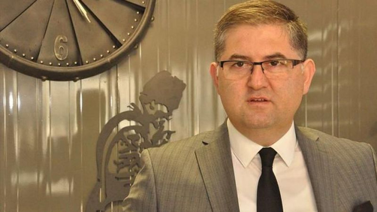 Yıldızlı Şentop'u istifaya davet etti