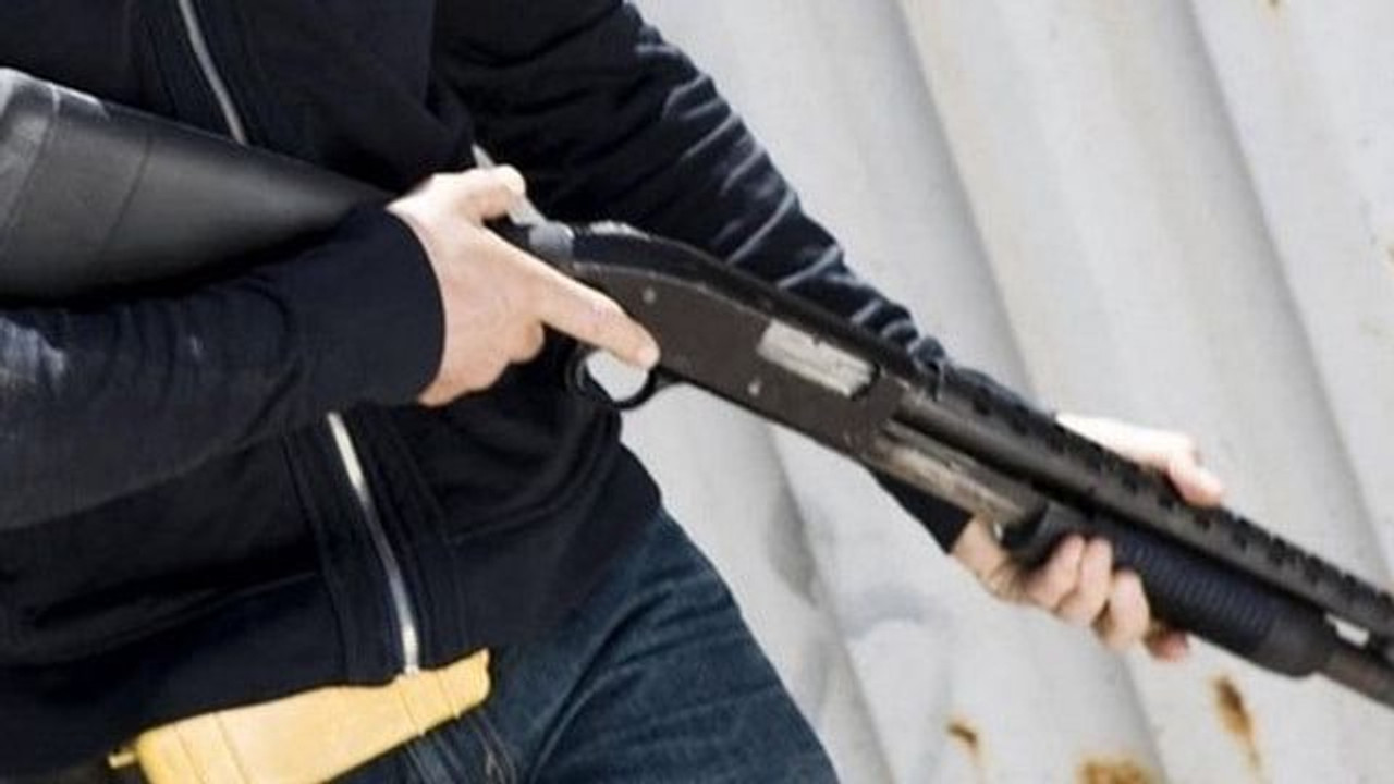 Gençlerin tartışması kanlı bitti