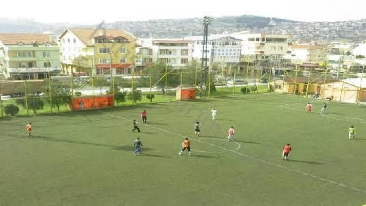 Turuncuyken açmadıkları yerleri kırmızıya geçince açtılar