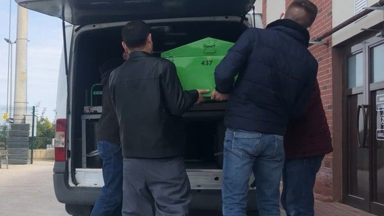 Kayalıklarda cesedi bulunan kadının otopsi işlemleri tamamlandı