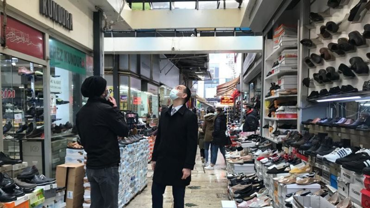 AKP İzmit: “Ayakkabıcılar çarşısı akıtıyor”