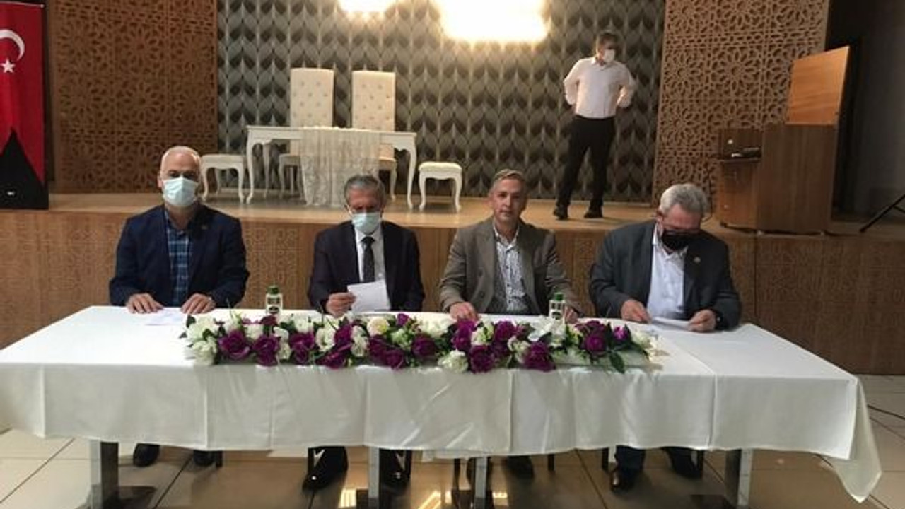 Efe’nin ipi çekilmemiş! “Ancak millet çeker”