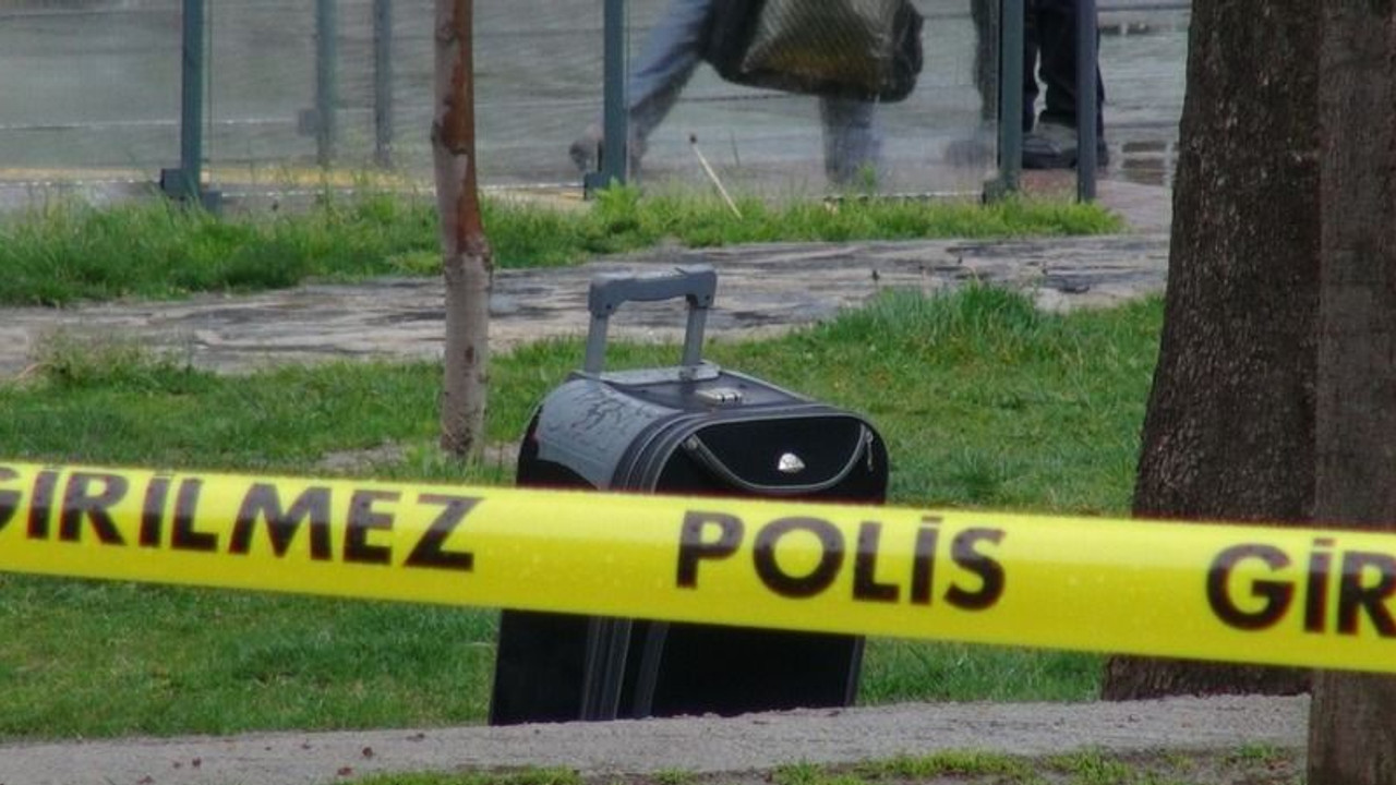 Şüpheli valiz tramvay seferlerini durdurdu!