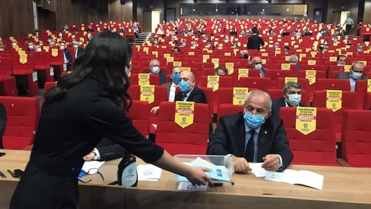 Büyükşehir komisyon üyeleri belli oldu