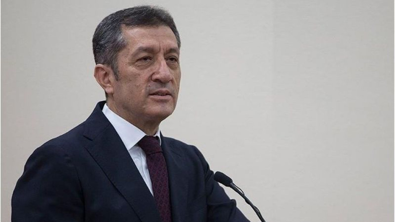 Bakan Selçuk'tan flaş açıklama: Sınav tarihleri ertelenecek mi?