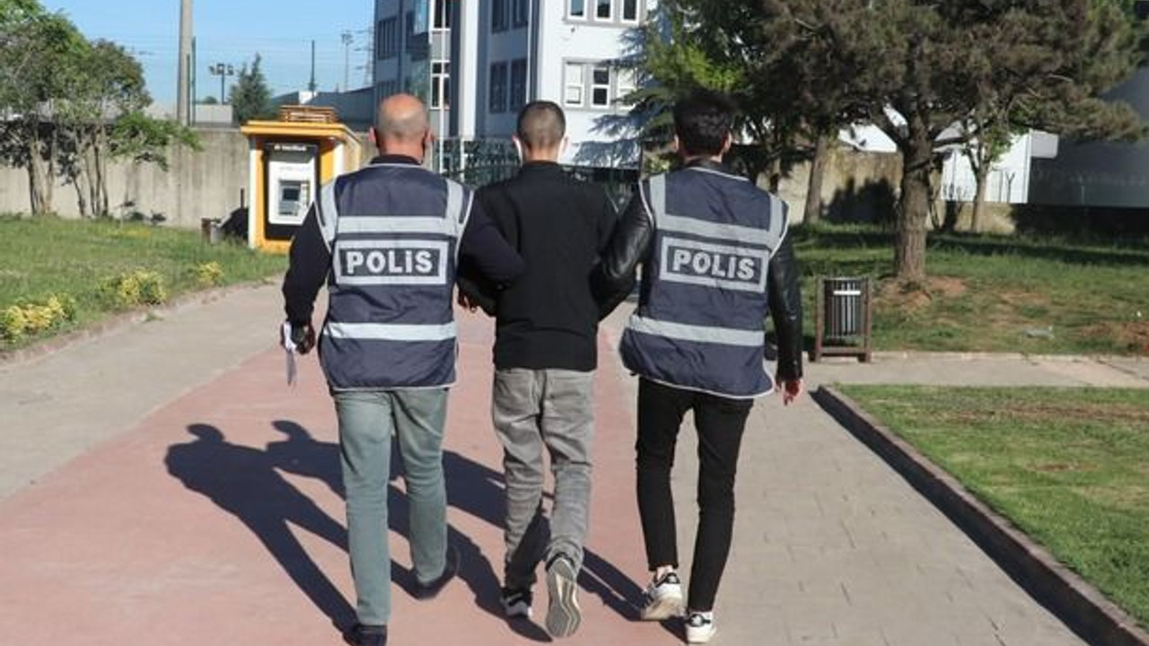 Eşini 15 yerinden bıçaklayan şahıs tutuklandı