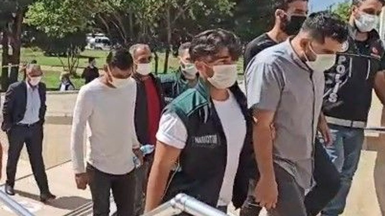 Kilolarla uyuşturucuyla yakalanan şahıslar adliyede