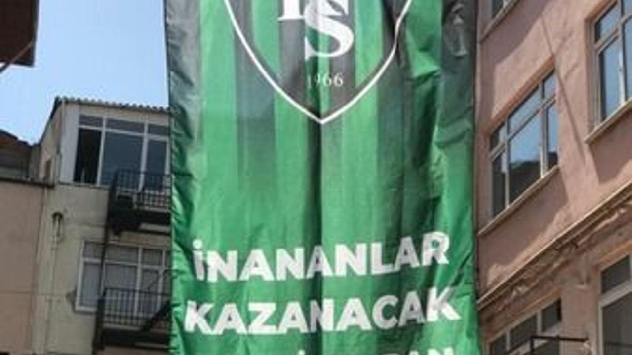 Karamürsel'de her yer yeşil siyah