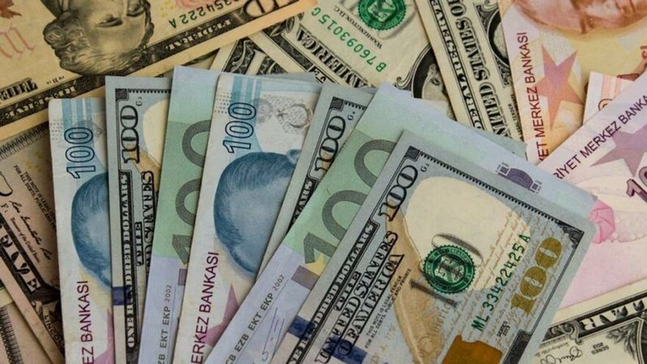 Dolar tarihi zirveye çok yaklaştı