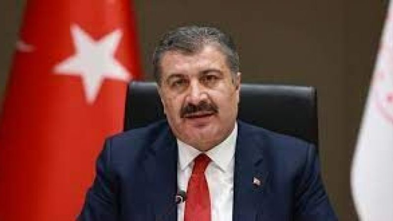 Koca açıkladı: Aşıda yaş sınırı 25'e indi!