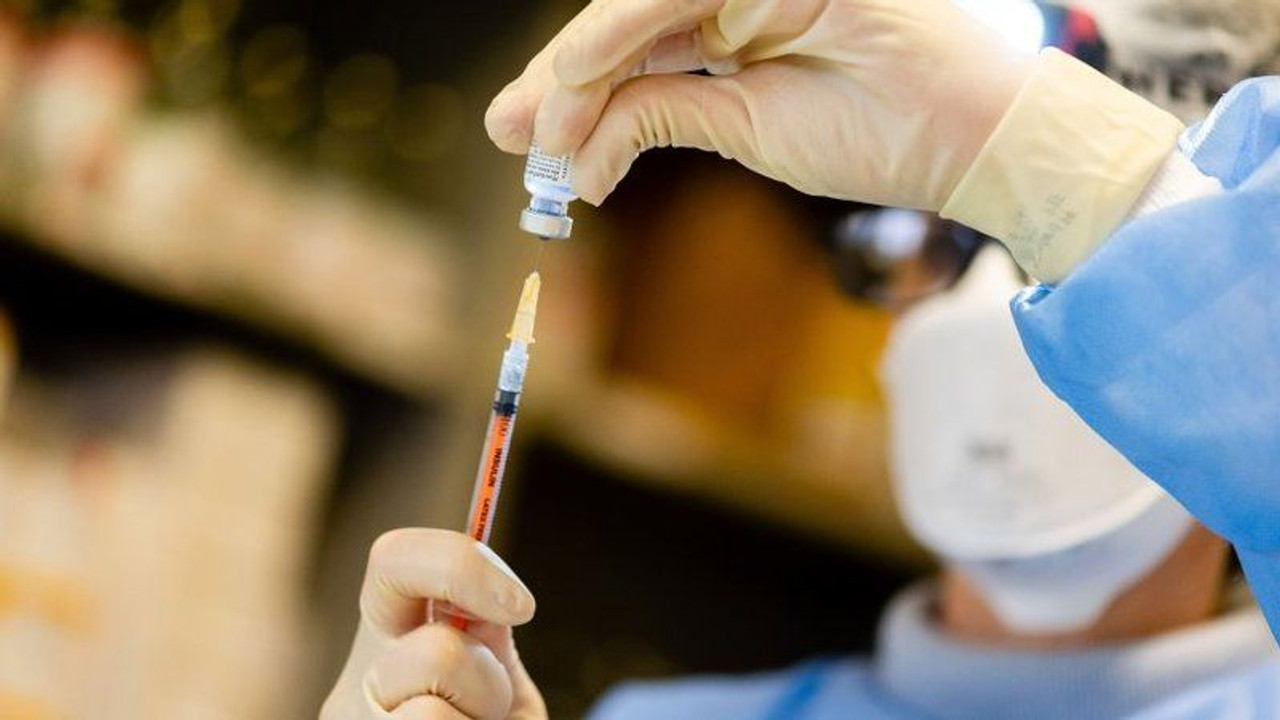 BioNTech aşısındaki tehlikeyi Prof. Dr. Ateş Kara doğruladı