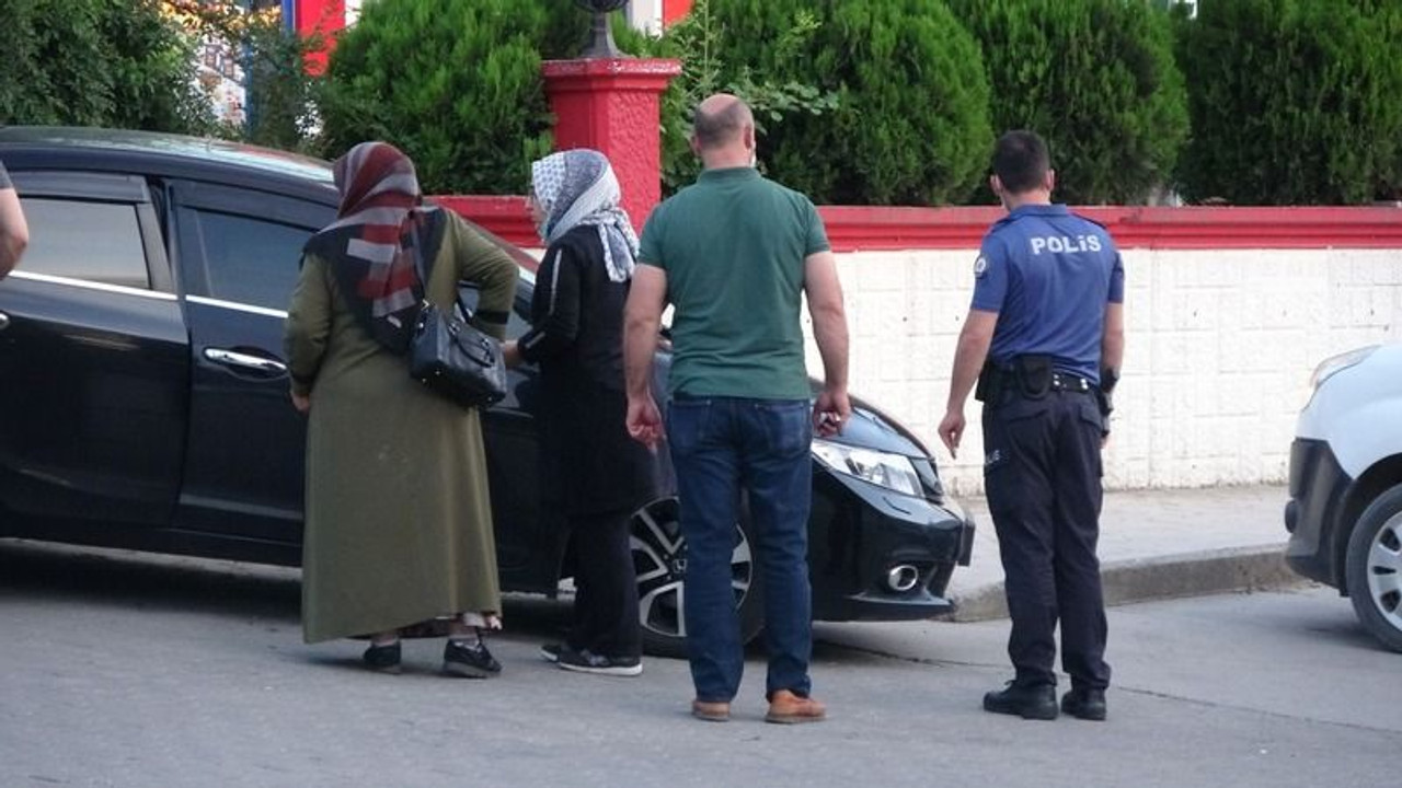 Yeni aldığı elektrikli bisikleti otomobille çarpıştı!