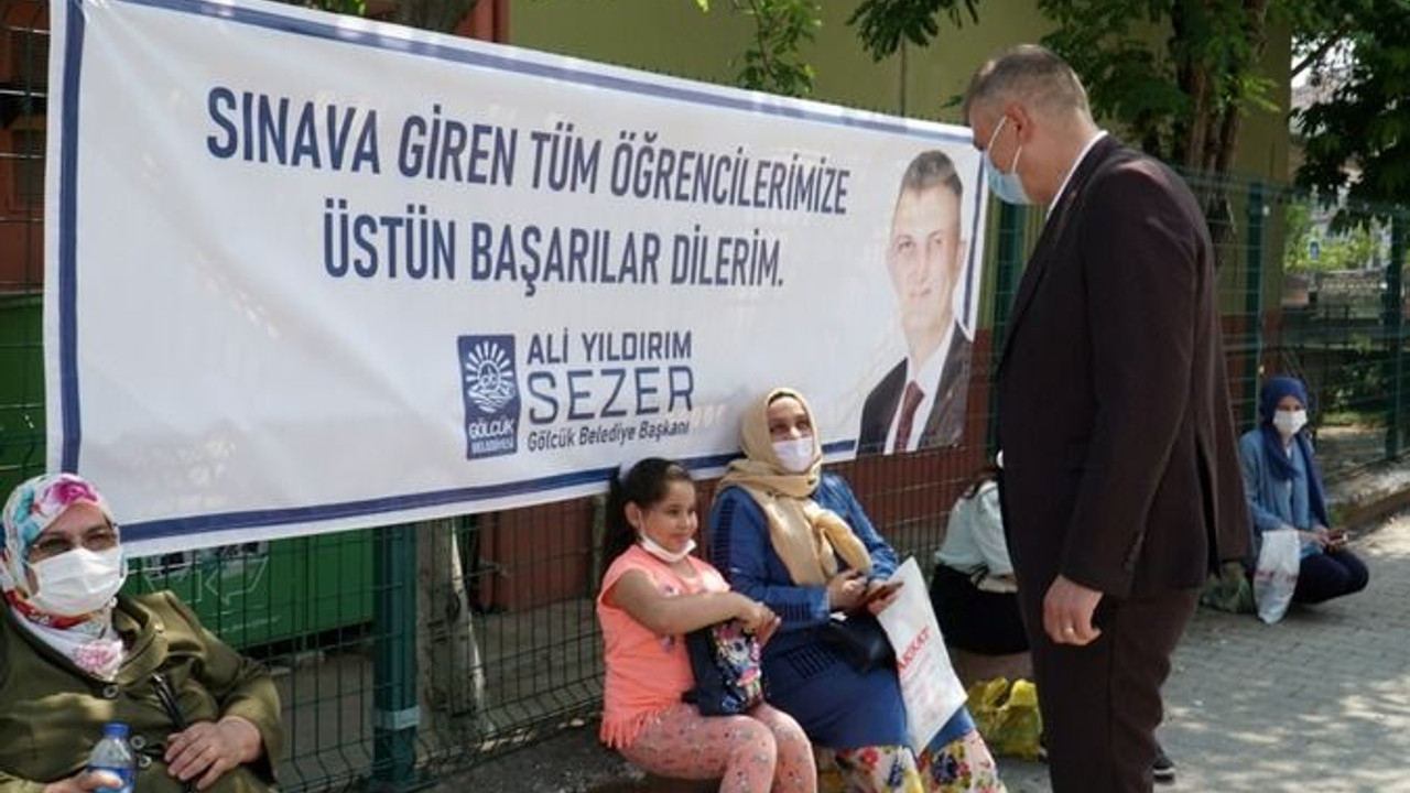 Başkan Sezer sınav heyecanına ortak oldu