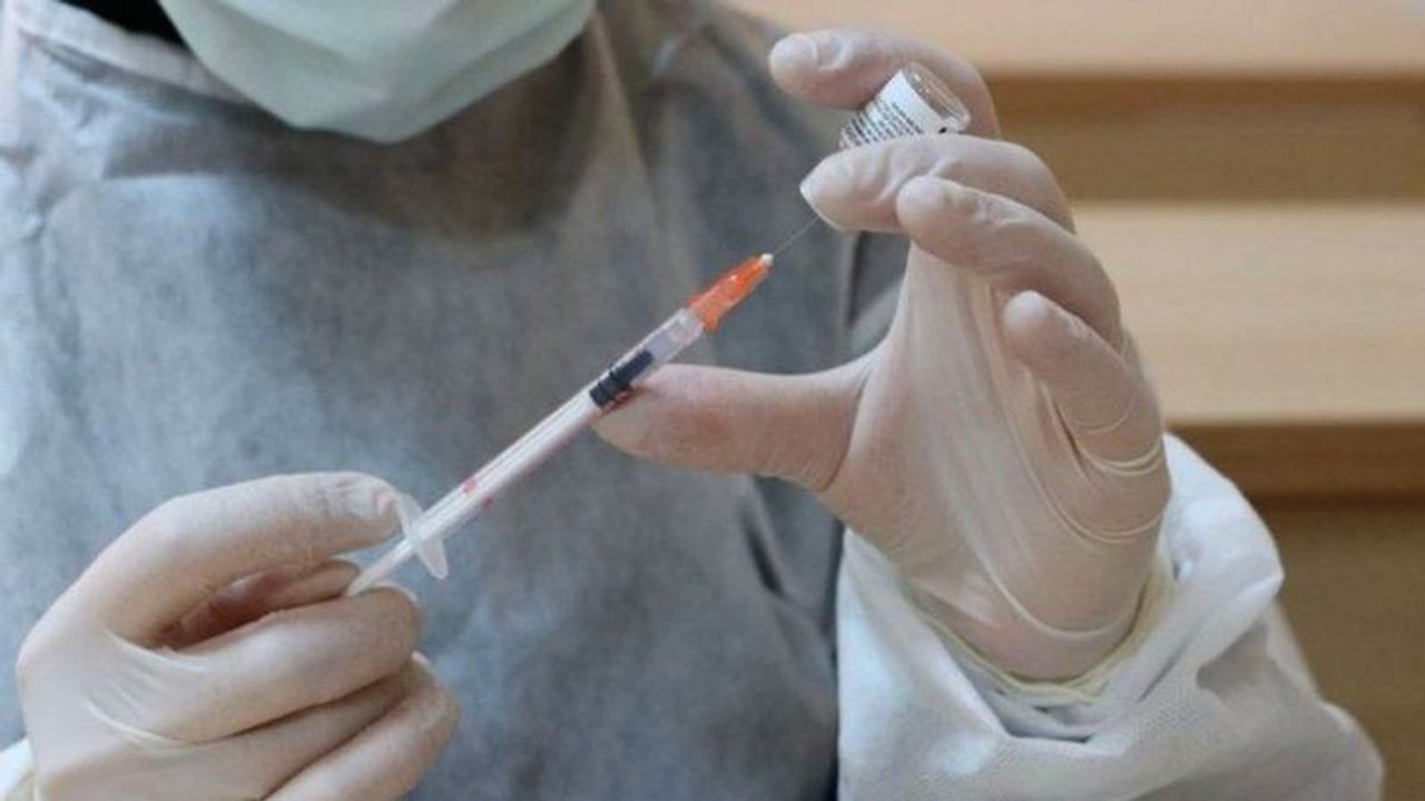 Alerjisi olanlar koronavirüs aşısı olurken nelere dikkat etmeli?