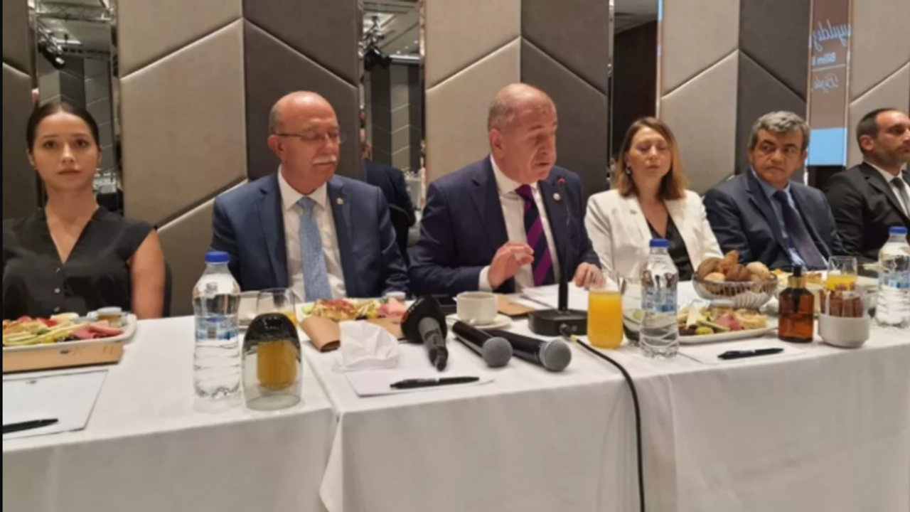 Ümit Özdağ partisinin kurucu üyelerini açıkladı