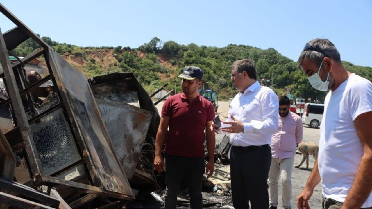 CHP Kocaeli, yangın mağduru balıkçıların yanında