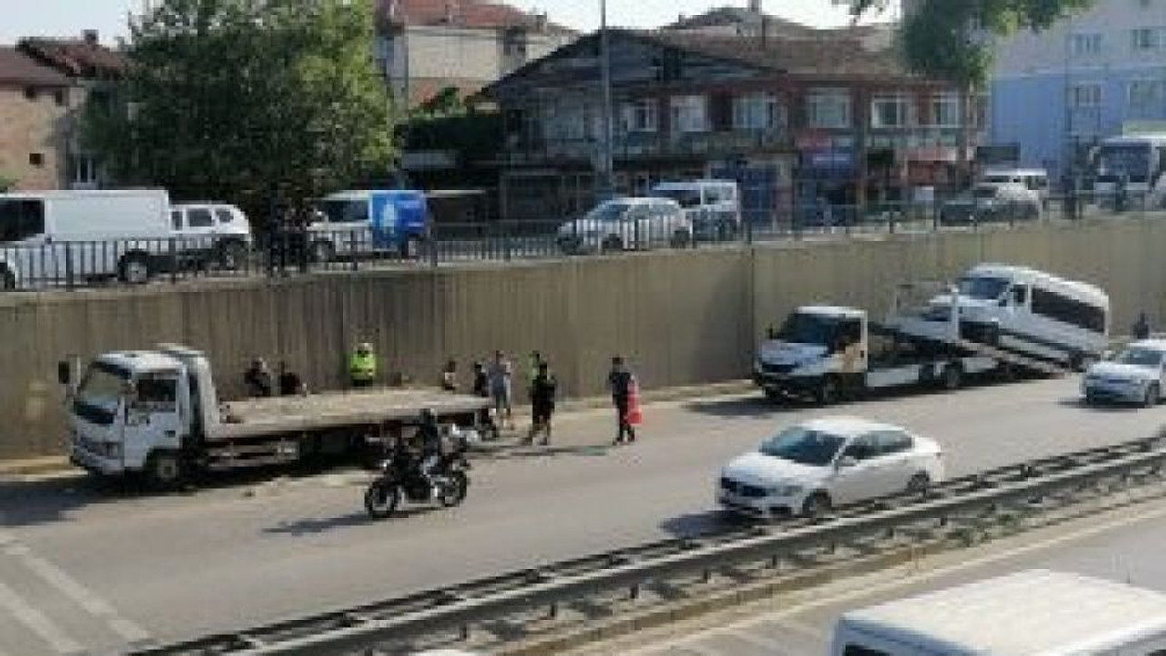 D-100’de çekici arıza yapınca trafik kilitlendi