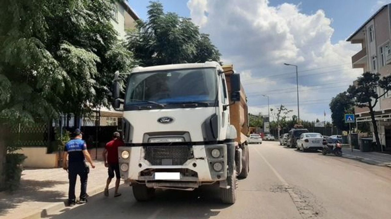 Mahalle içindeki tır parklanmalarına ceza