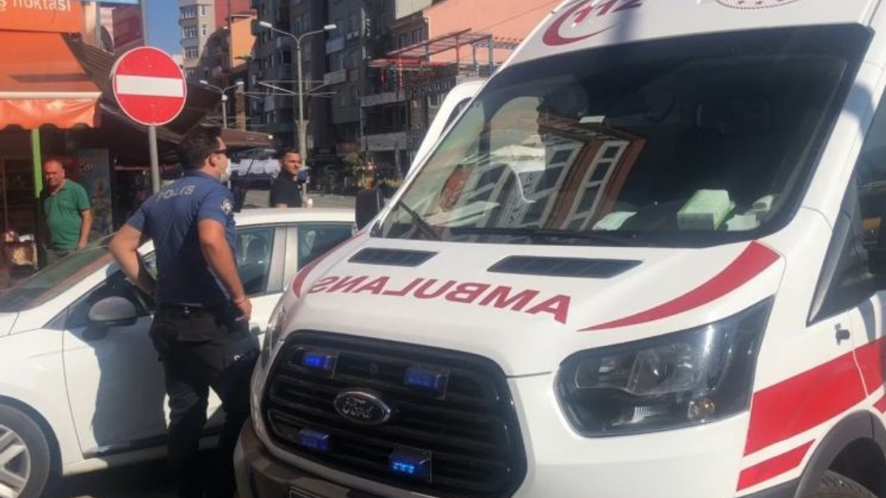 Konuşmaya geldiler, yine kavga ettiler: 1 yaralı