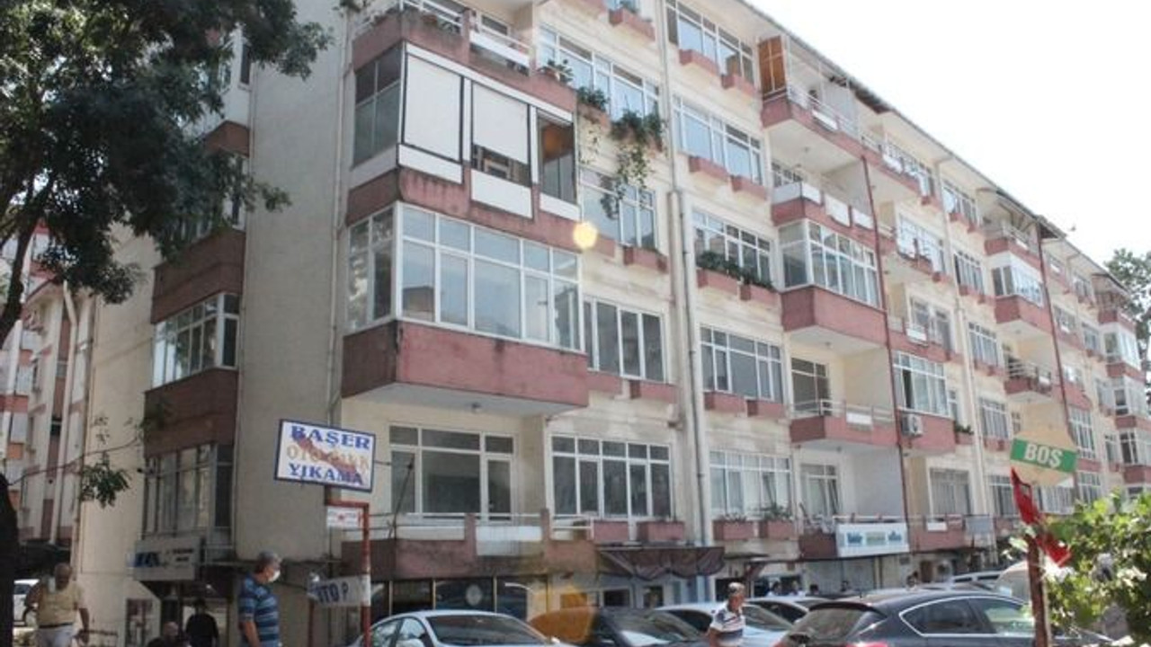 Tahliye için süre isterlerken elektrikleri kesildi