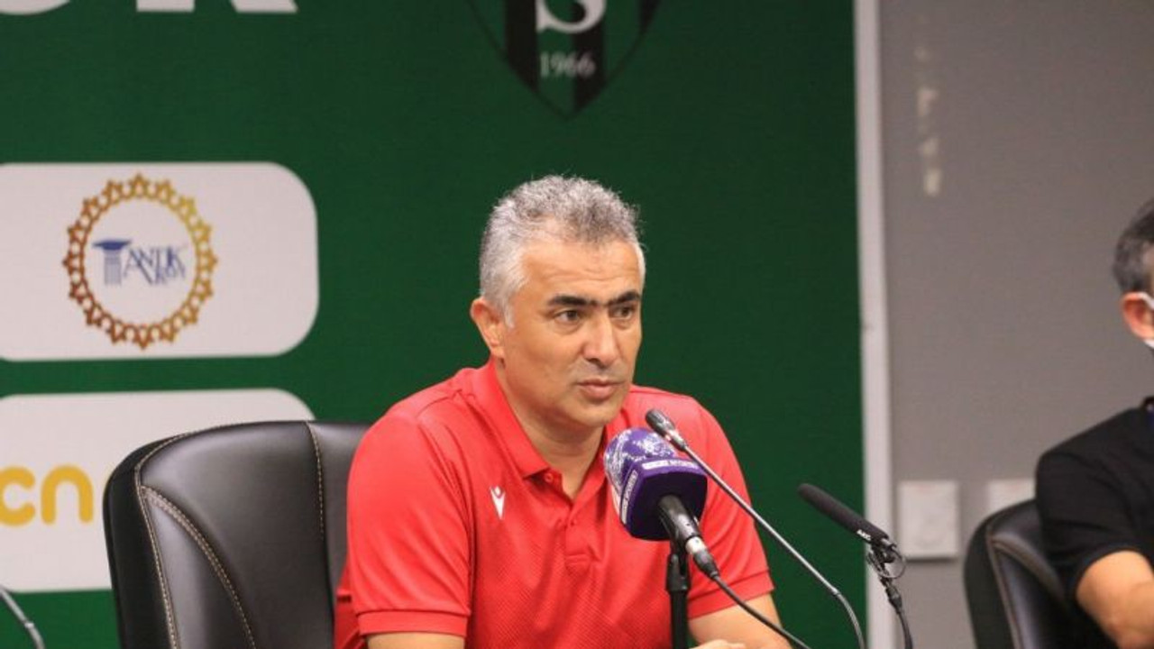 Samsun'un hocası sahayı beğenmedi: "Saha rezildi!"